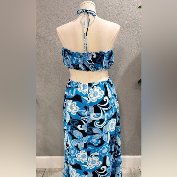 Blue & Black Floral Maxi Dress - Picture 2 of 4